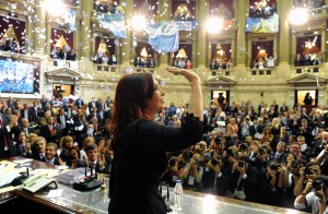 Cristina Fernández de Kirchner: “La industria es la que nos sostiene en épocas de crisis”