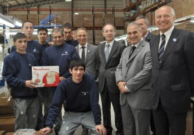 Se inauguró la primera línea de producción de electrodomésticos Moulinex en Argentina