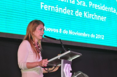 La Presidenta inauguró la ampliación de una planta embotelladora de gaseosas que demandó una inversión de $190 millones y generará 60 nuevos empleos