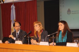 Horacio Roura, DÃ©bora Giorgi y Carolina Maurer