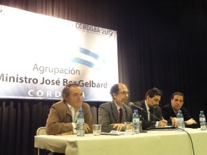 “La industria es la actividad que más contribuye a la movilidad social”